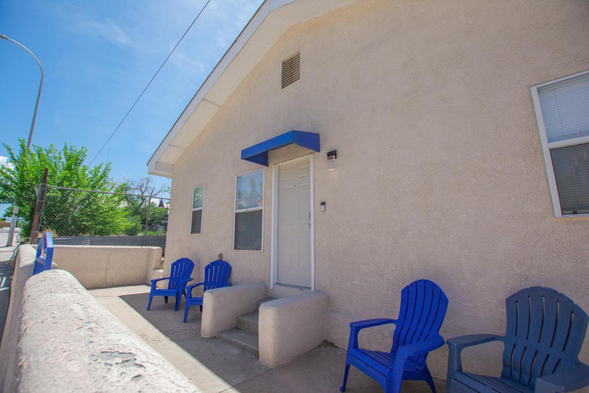 Bohemian Chic An Eclectic Escape-Hot Tub-Pet Friendly-No Pet Fees! Villa Albuquerque Exterior photo